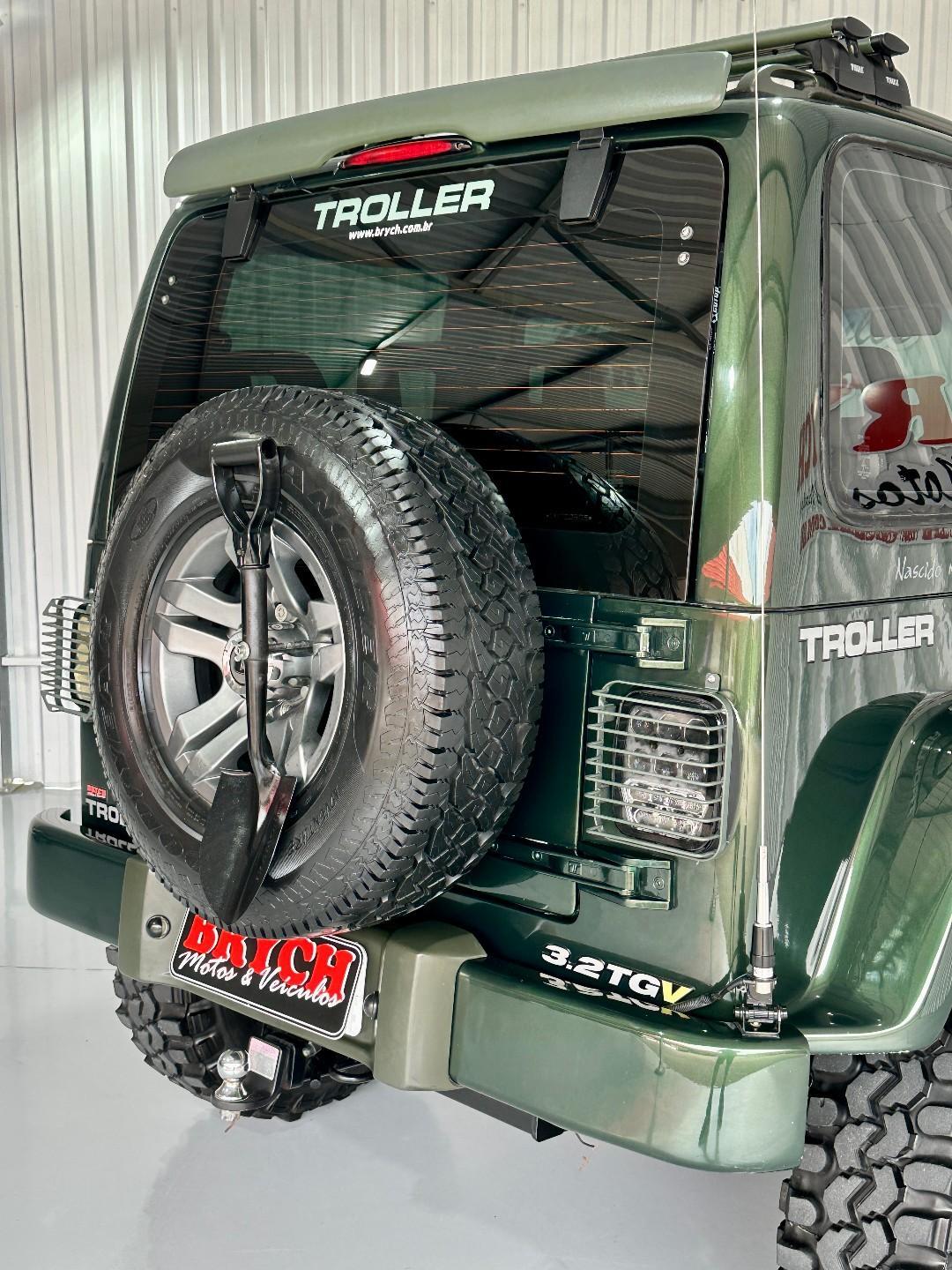 Troller T4 TDI 3.2 2013