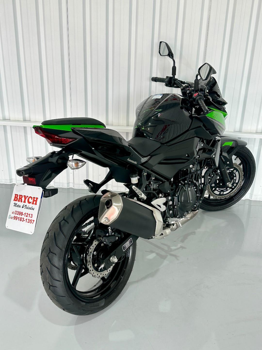 Kawasaki Z 400 ABS 2022